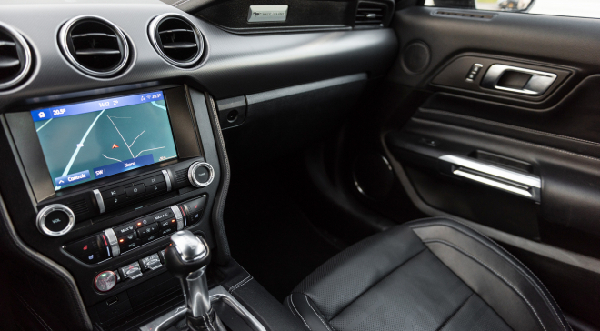 <img src="pubdb/bilder/object/1019/2/660Mustang-025.jpg"/>