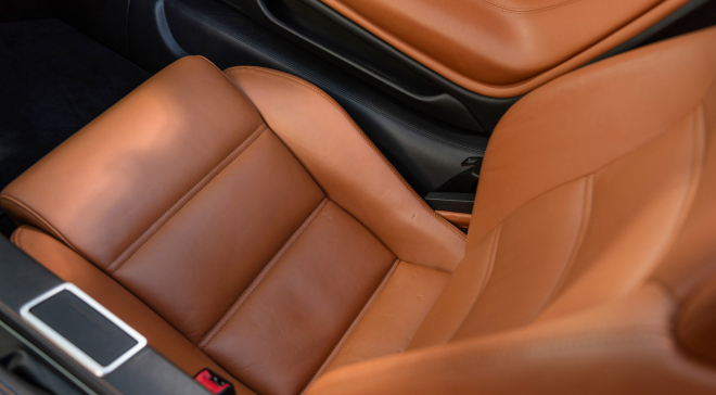 <img src="pubdb/bilder/object/1029/5/660Gallardo-025.jpg"/>