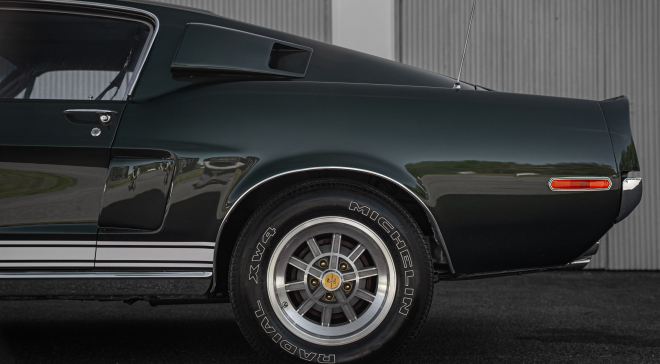 <img src="pubdb/bilder/object/1041/4/660Shelby-GT500-KR-z20.jpg"/>