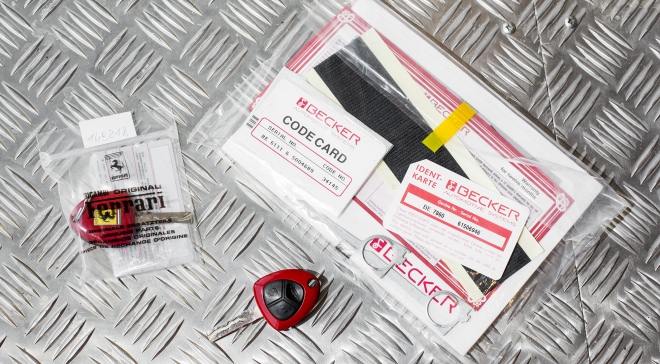 <img src="pubdb/bilder/object/201/16/660ferrari599_1409_al22l.jpg"/>