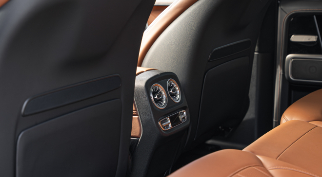 <img src="pubdb/bilder/object/1031/24/660von-braun-amg-g63-14.jpg"/>