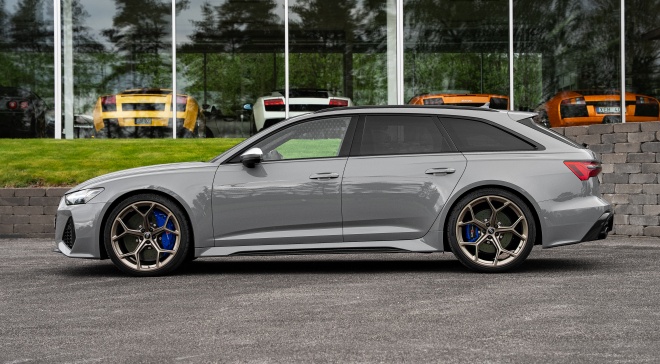 <img src="pubdb/bilder/object/1045/21/660Nardo-Gray-Audi-RS6-7.jpg"/>