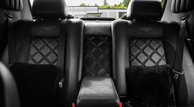 <img src="pubdb/bilder/object/1049/7/660VonBraun-bentley-arnage-23.jpg"/>