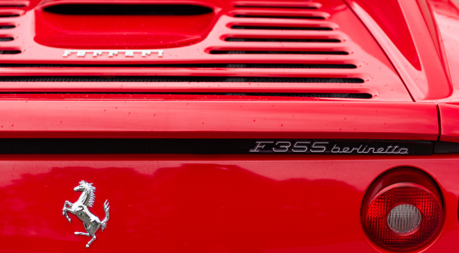 <img src="pubdb/bilder/object/921/7/660355_Berlinetta-110.jpg"/>