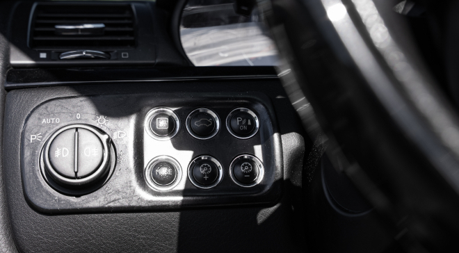 <img src="pubdb/bilder/object/956/12/660Von-braun-maserati-gran-turismo-19.jpg"/>